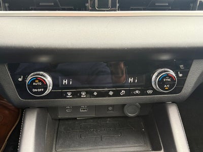 2024 Mitsubishi Outlander SE Black Edition