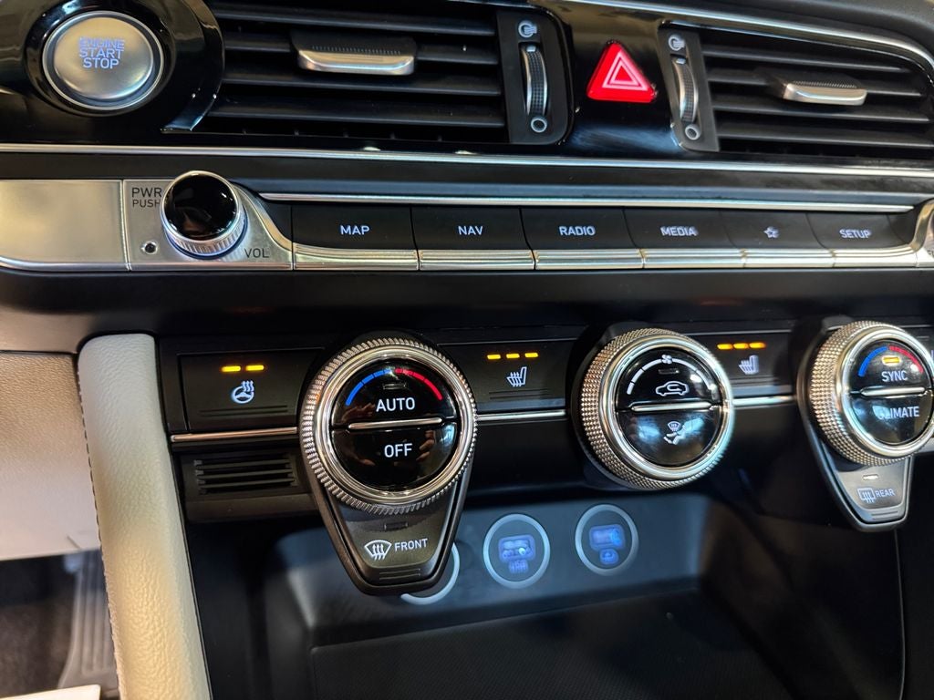 2023 Genesis G70 2.0T