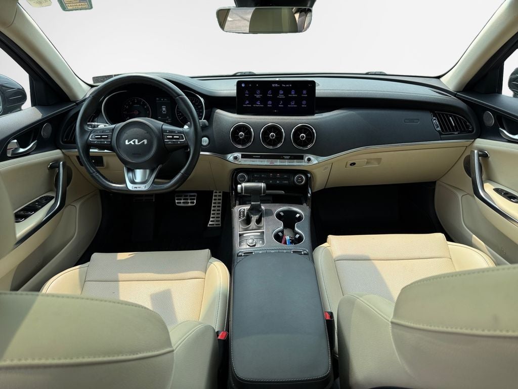 2023 Kia Stinger GT-Line