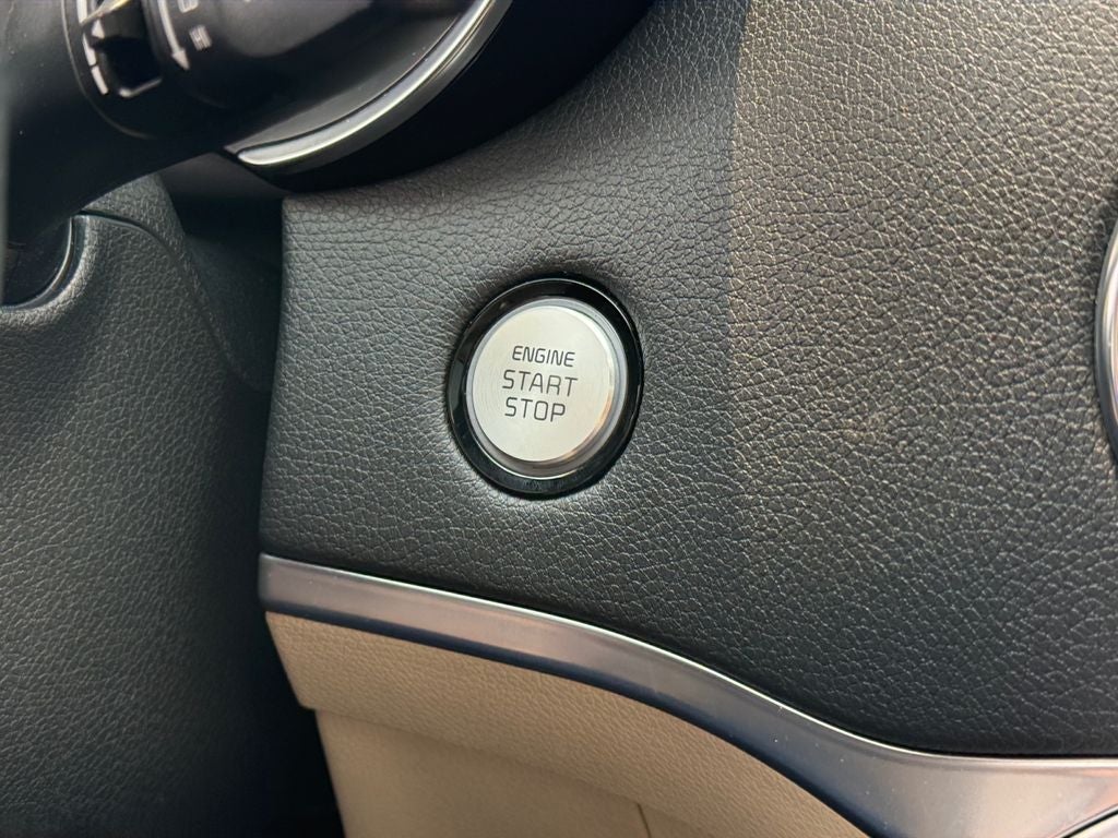 2023 Kia Stinger GT-Line
