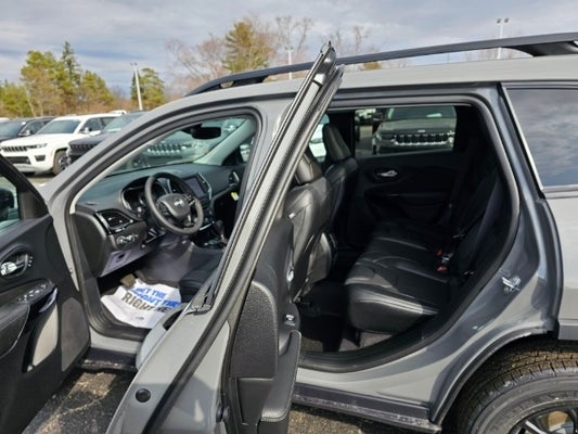 2023 Jeep Cherokee Altitude in North Huntingdon, PA - Jim Shorkey Auto Group