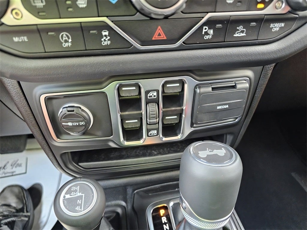 2025 Jeep Wrangler Sahara