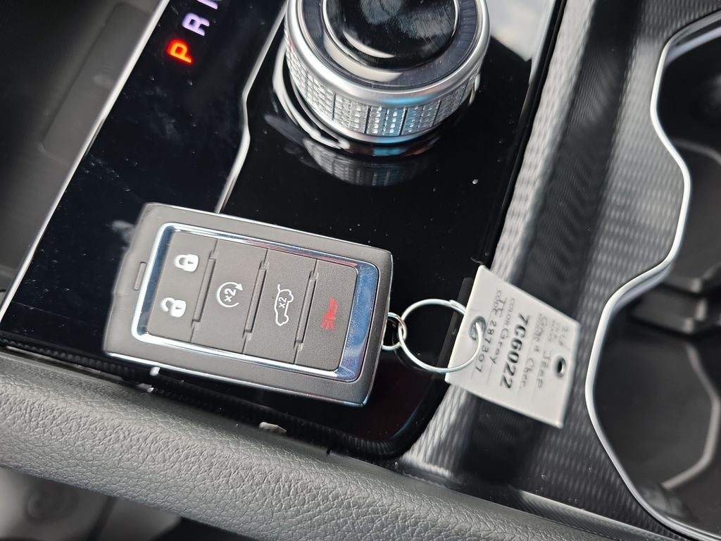 2026 Jeep Grand Cherokee Laredo X