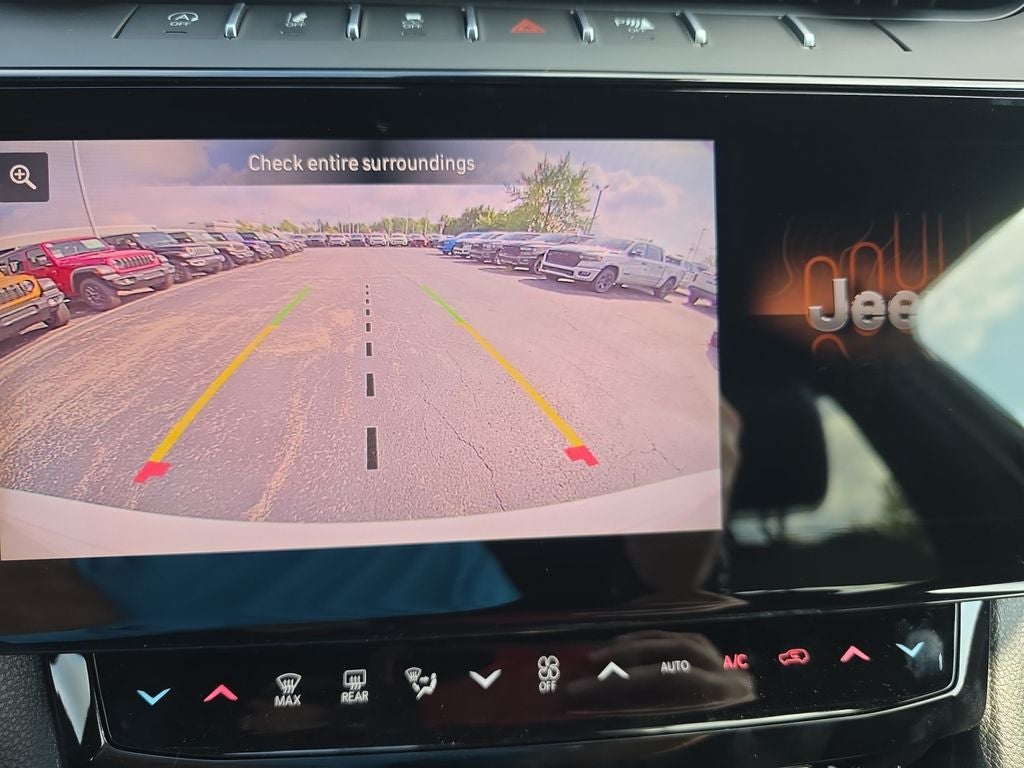 2026 Jeep Grand Cherokee Altitude