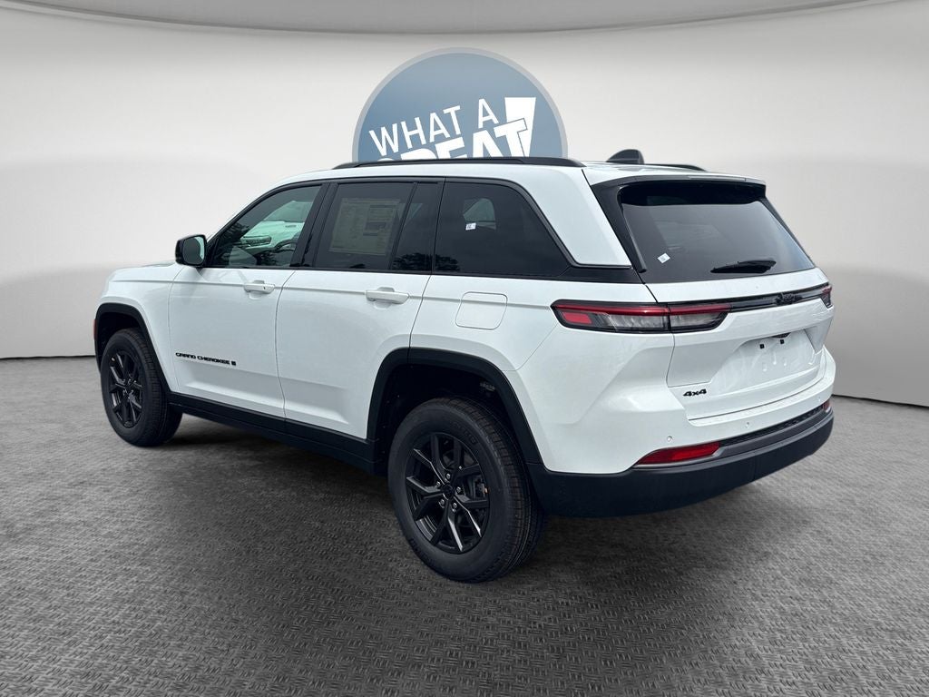 2027 Jeep Grand Cherokee Altitude