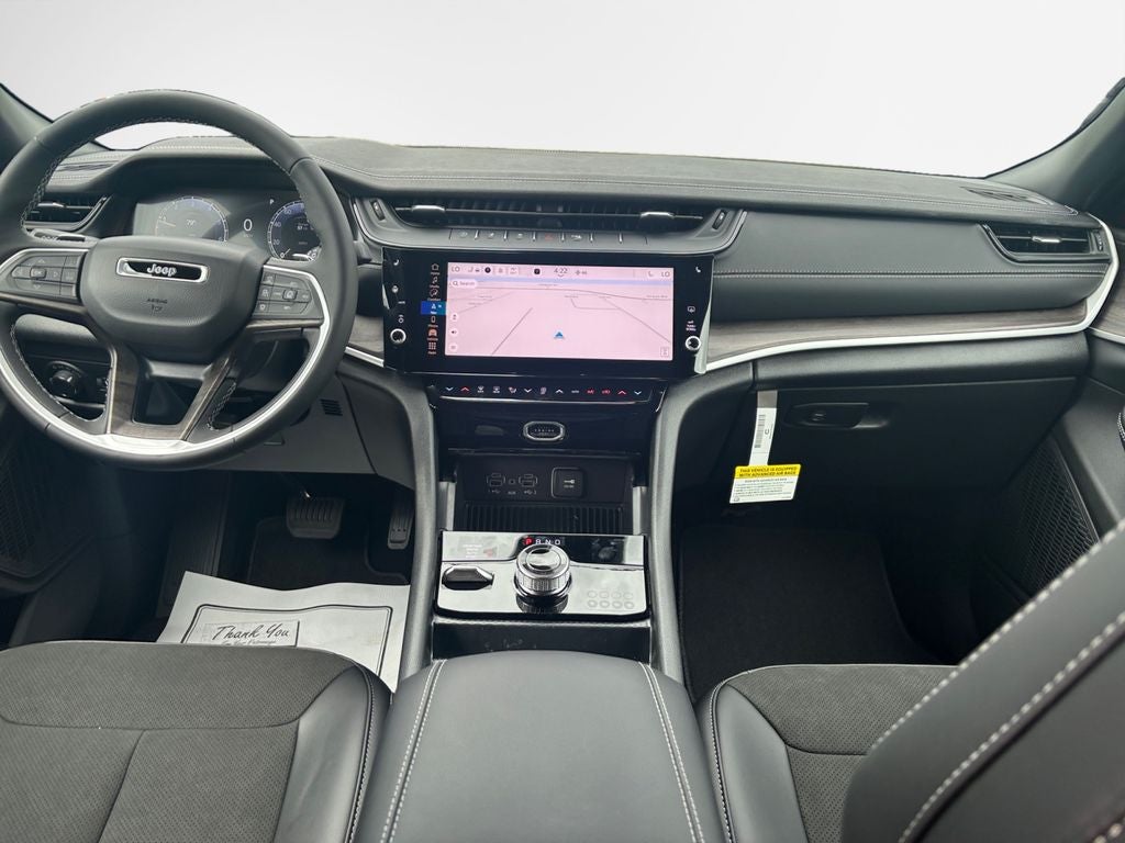 2026 Jeep Grand Cherokee Altitude