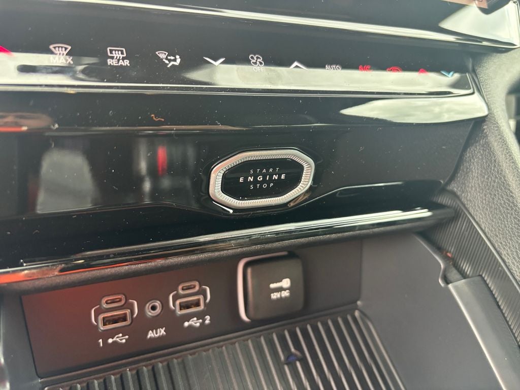 2026 Jeep Grand Cherokee Altitude