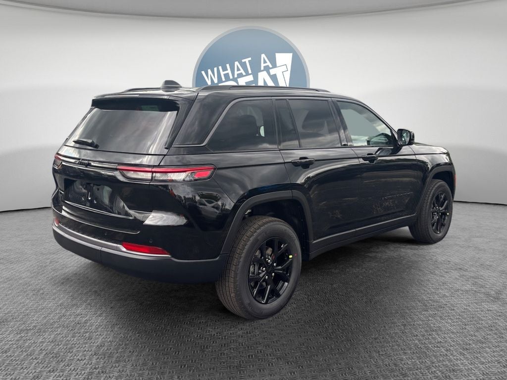 2026 Jeep Grand Cherokee Altitude