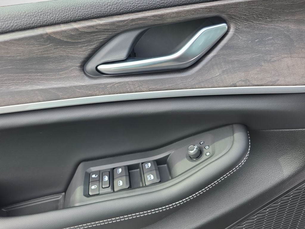 2026 Jeep Grand Cherokee Altitude