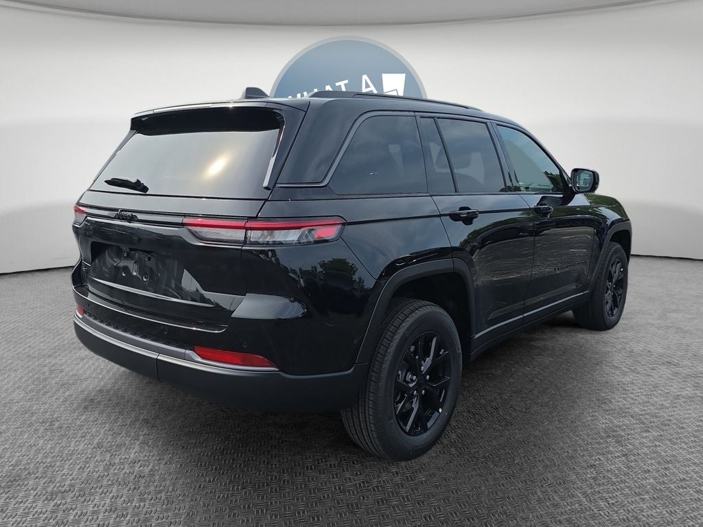 2026 Jeep Grand Cherokee Altitude