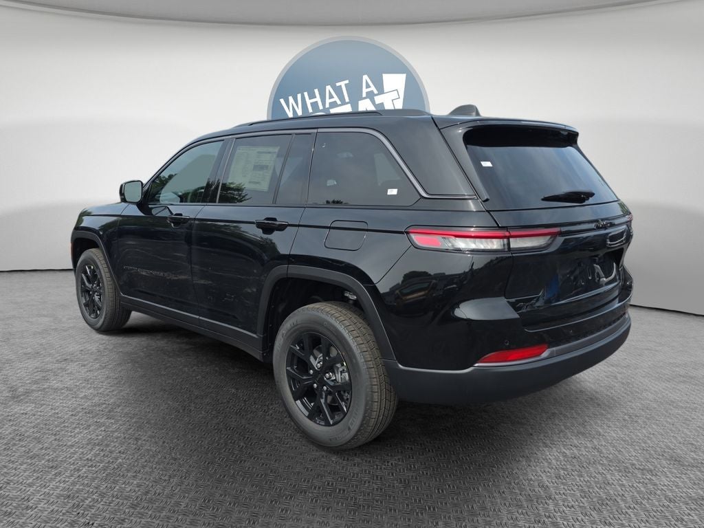 2026 Jeep Grand Cherokee Altitude