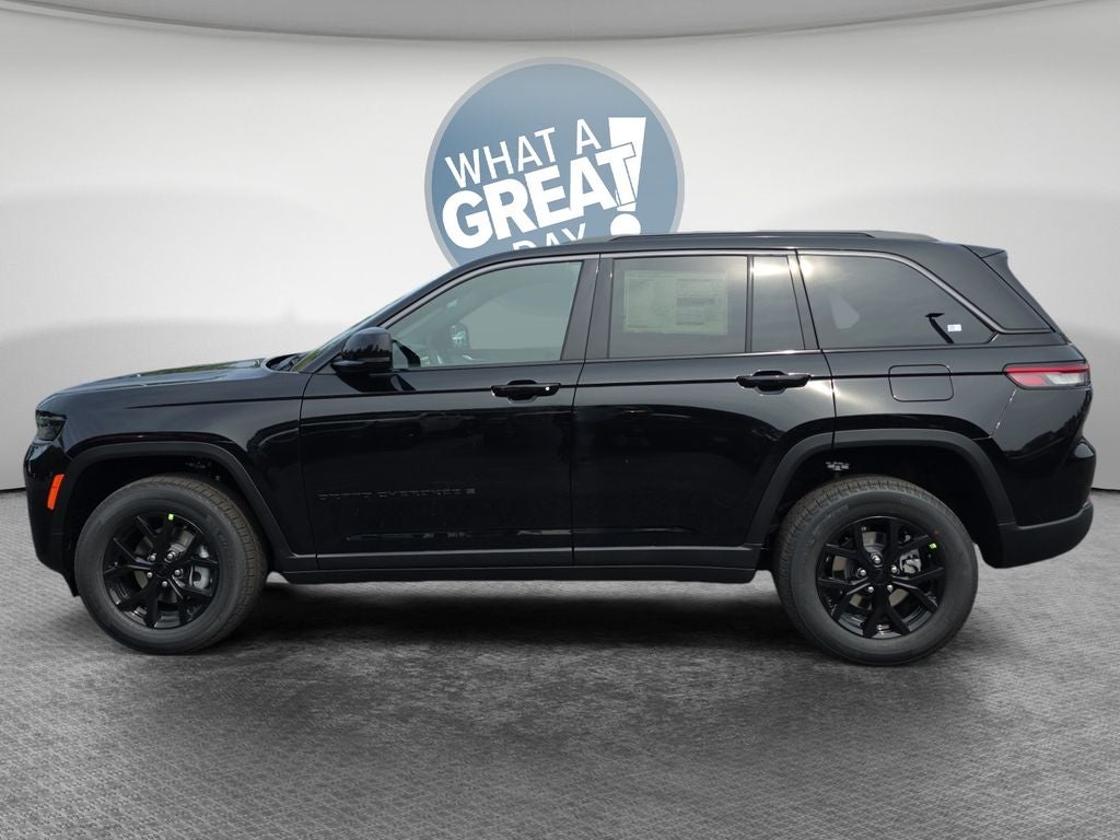 2026 Jeep Grand Cherokee Altitude