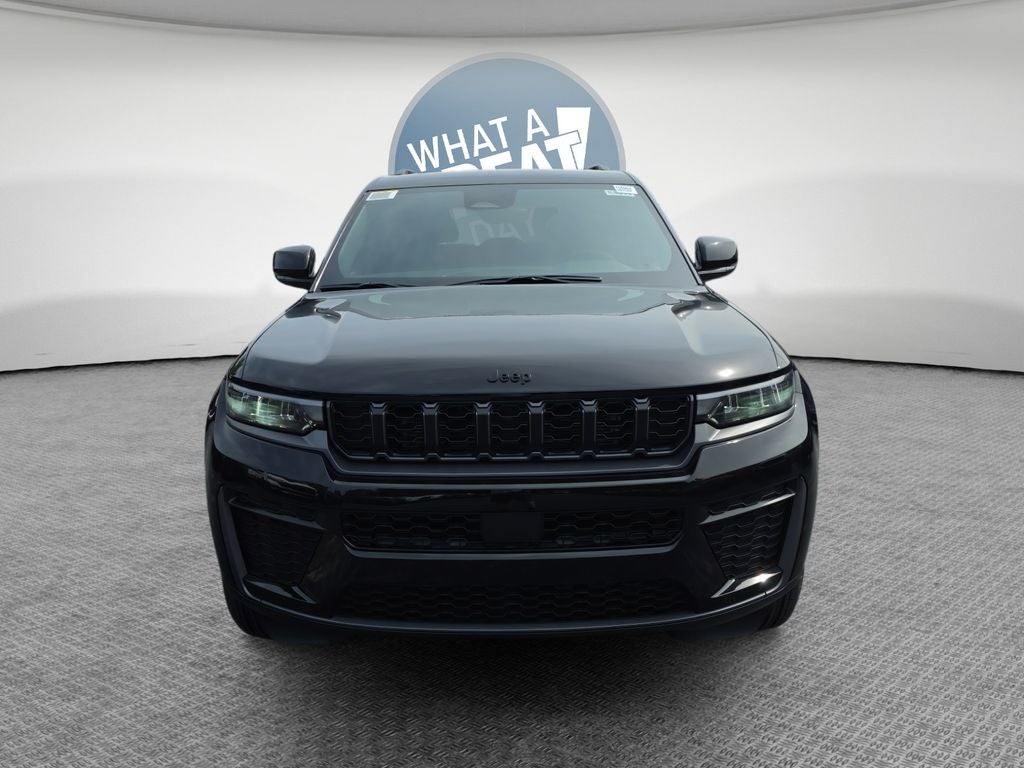 2026 Jeep Grand Cherokee Altitude