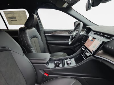 2027 Jeep Grand Cherokee Altitude