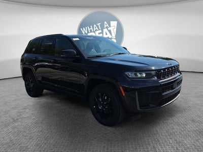 2026 Jeep Grand Cherokee Altitude