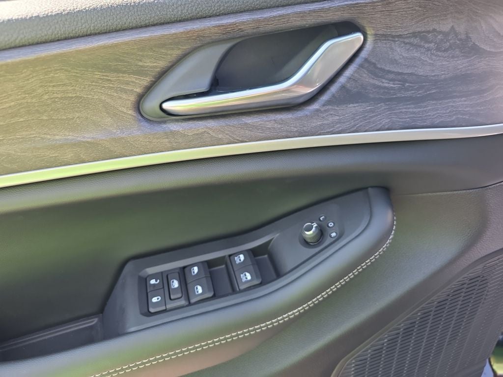 2026 Jeep Grand Cherokee Altitude