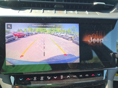 2026 Jeep Grand Cherokee Altitude