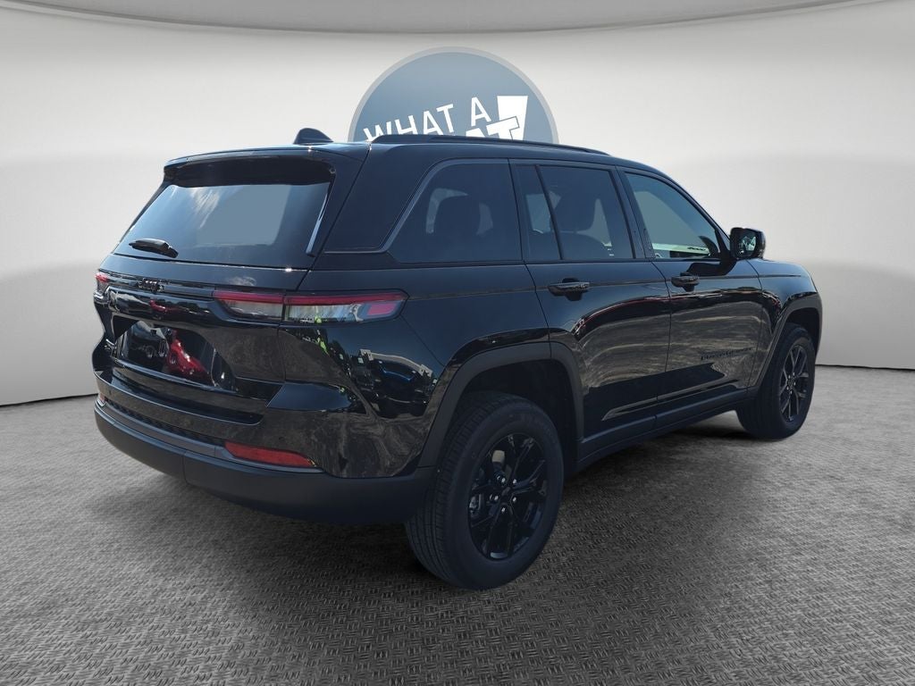2026 Jeep Grand Cherokee Altitude
