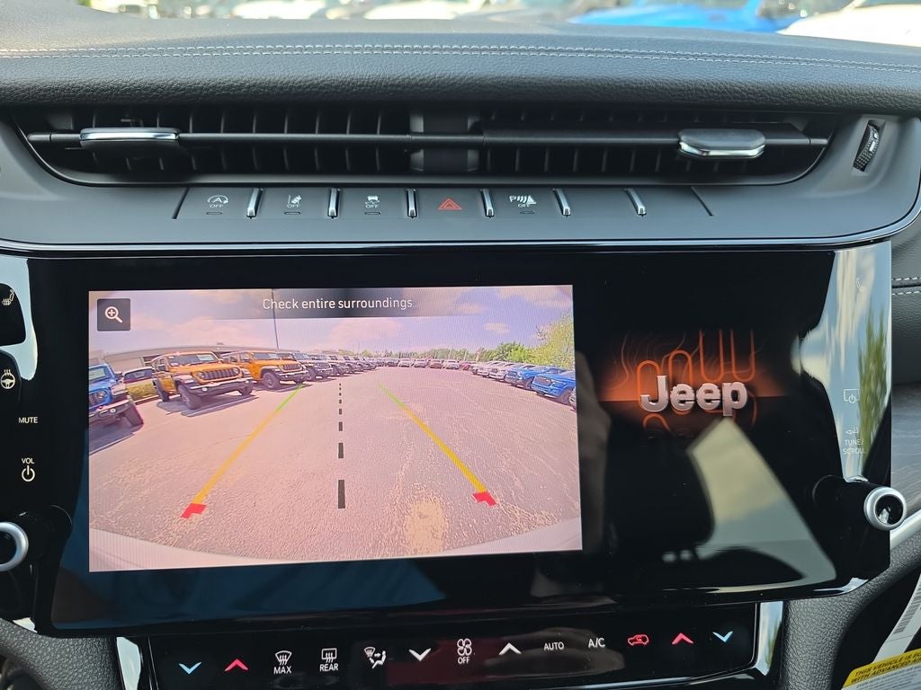 2026 Jeep Grand Cherokee Altitude