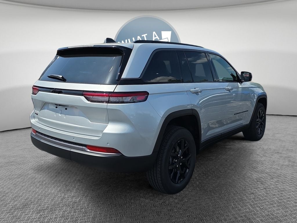 2026 Jeep Grand Cherokee Altitude