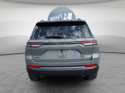 2027 Jeep Grand Cherokee Altitude