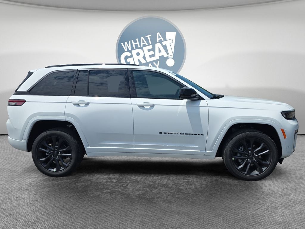 2026 Jeep Grand Cherokee Limited Reserve