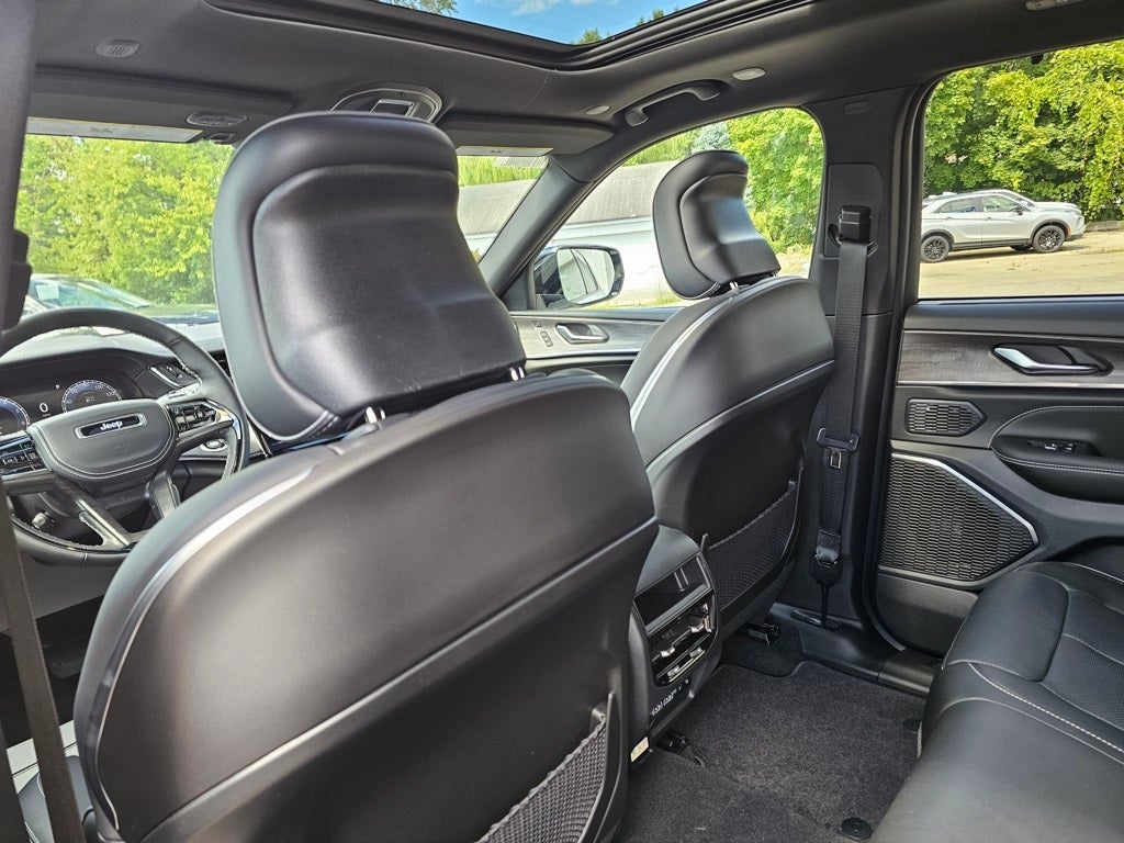 2025 Jeep Grand Cherokee Overland