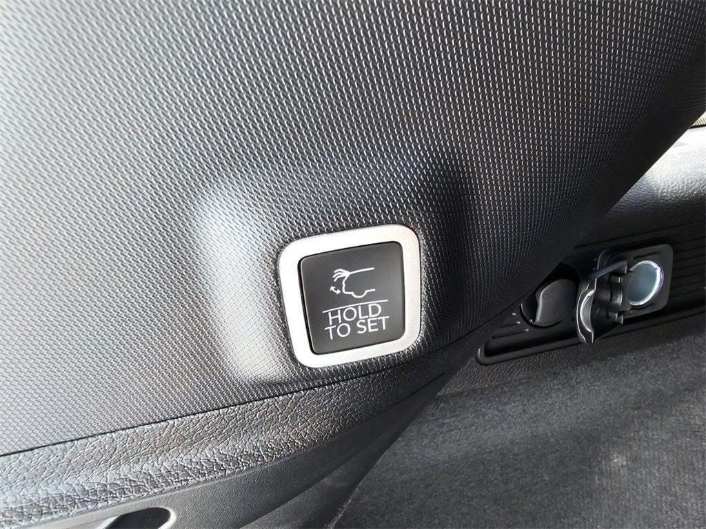 2025 Jeep Grand Cherokee Overland