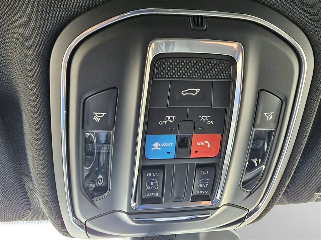 2025 Jeep Grand Cherokee Altitude X