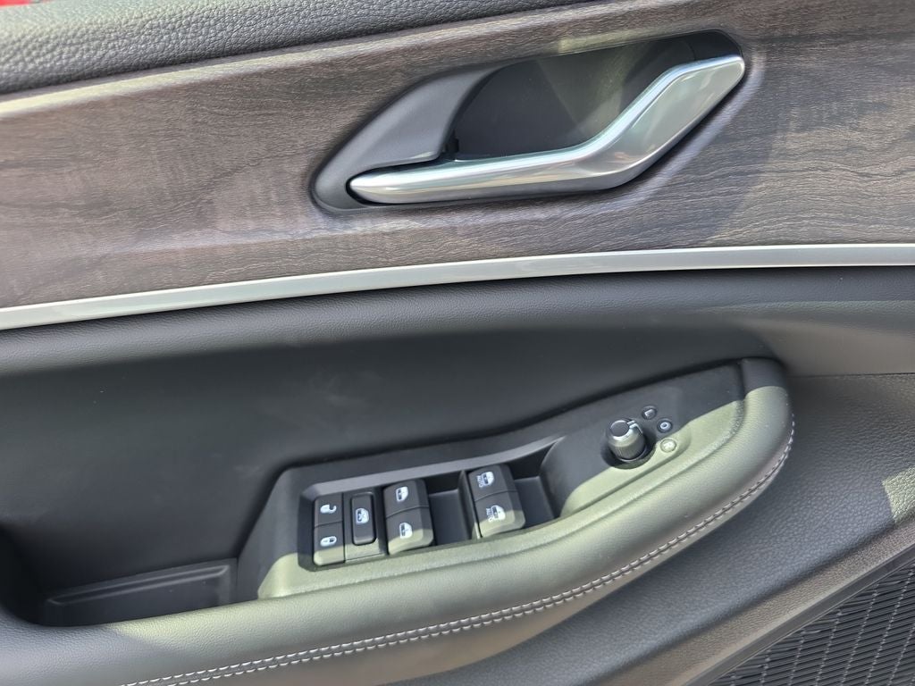 2026 Jeep Grand Cherokee Base