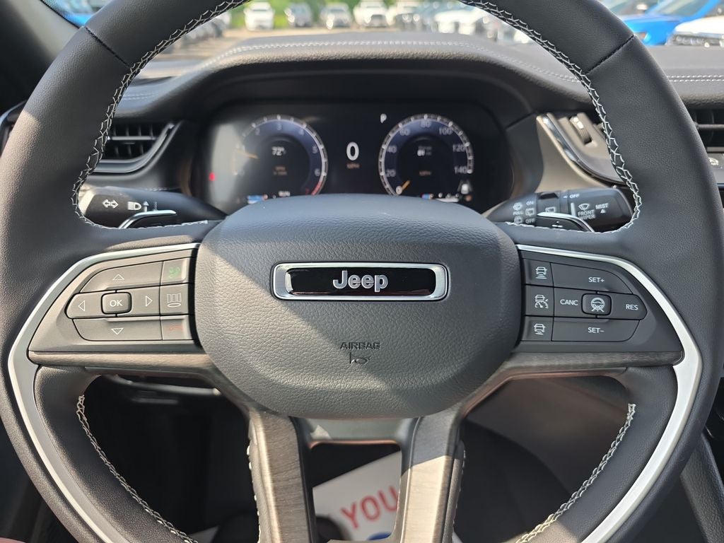 2026 Jeep Grand Cherokee Base
