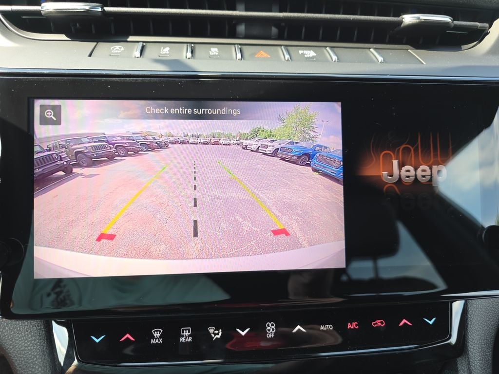 2026 Jeep Grand Cherokee Base