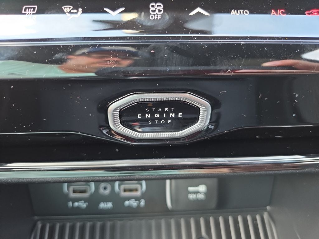 2026 Jeep Grand Cherokee Base