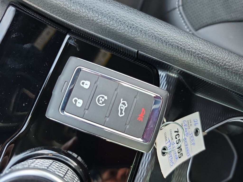 2026 Jeep Grand Cherokee Base