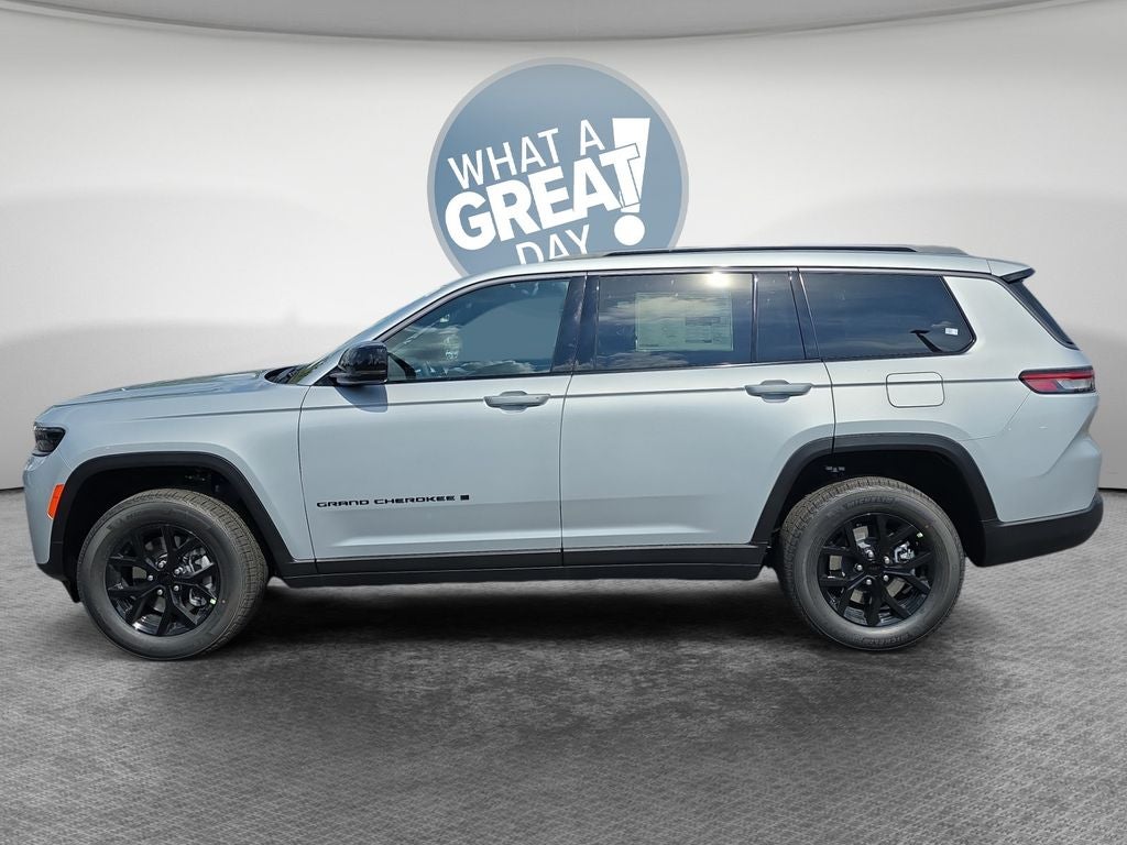 2026 Jeep Grand Cherokee Base