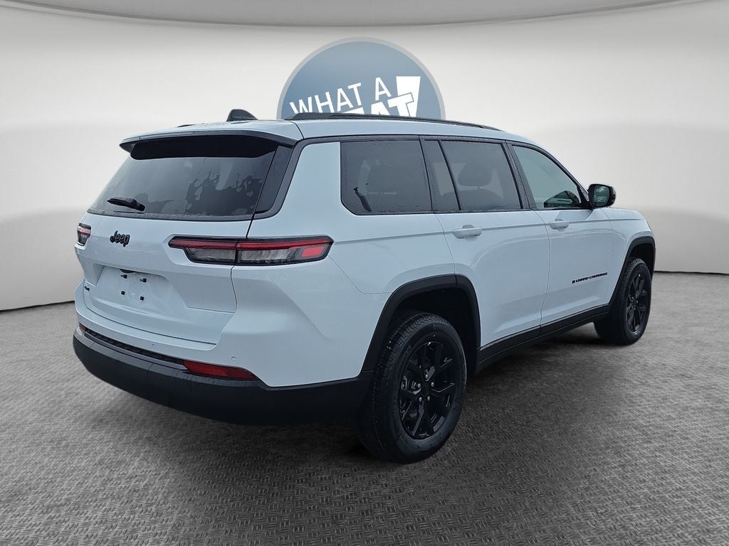 2026 Jeep Grand Cherokee Laredo