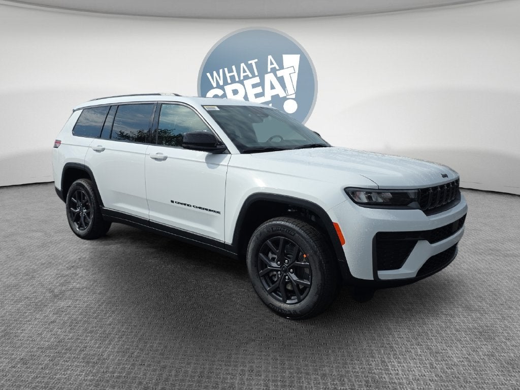 2027 Jeep Grand Cherokee L Laredo Altitude