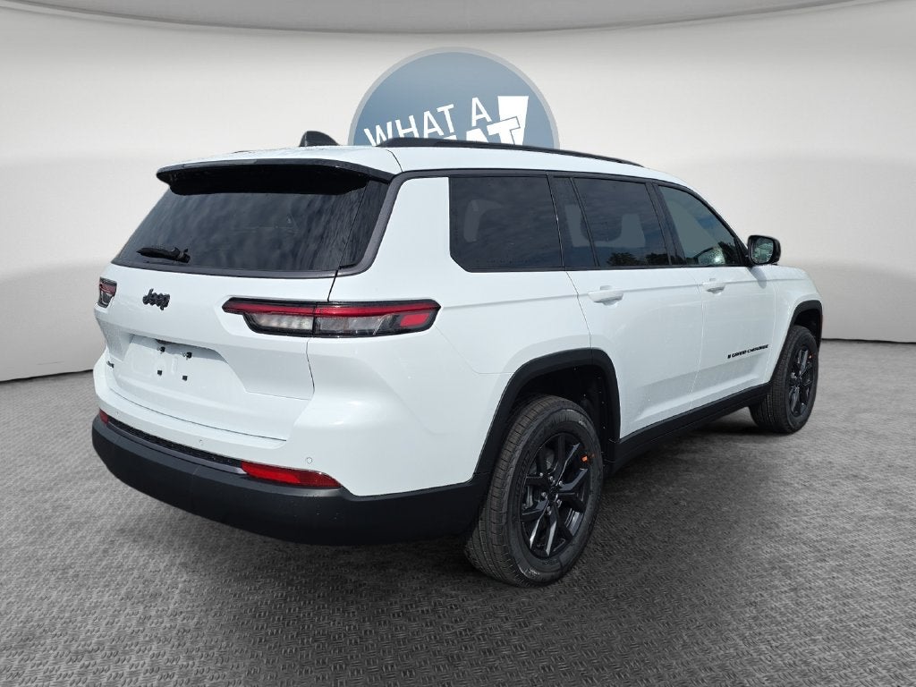 2027 Jeep Grand Cherokee L Laredo Altitude