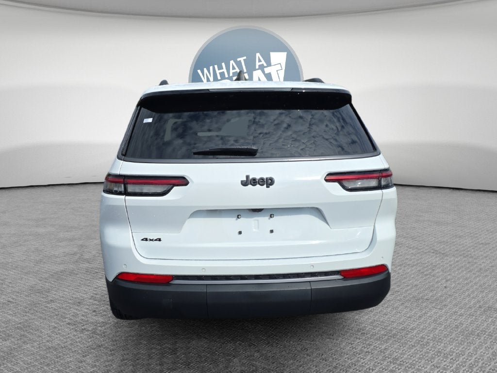 2027 Jeep Grand Cherokee L Laredo Altitude