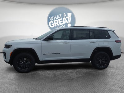 2027 Jeep Grand Cherokee L Laredo Altitude