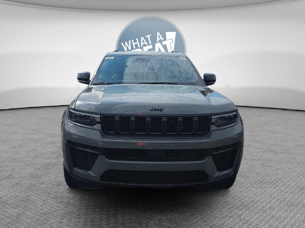 2027 Jeep Grand Cherokee L Laredo Altitude