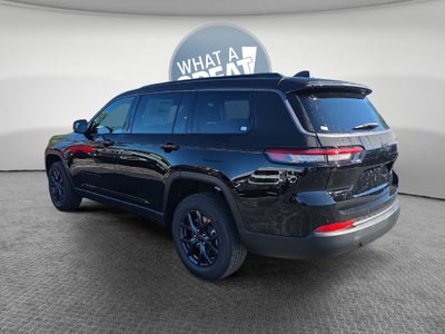2027 Jeep Grand Cherokee Laredo Altitude