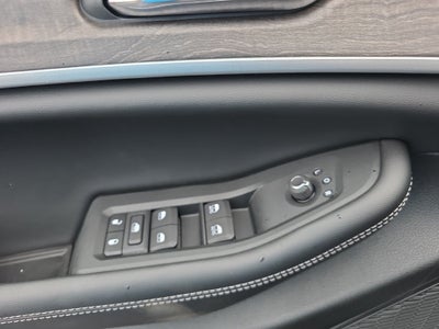 2027 Jeep Grand Cherokee L Laredo Altitude