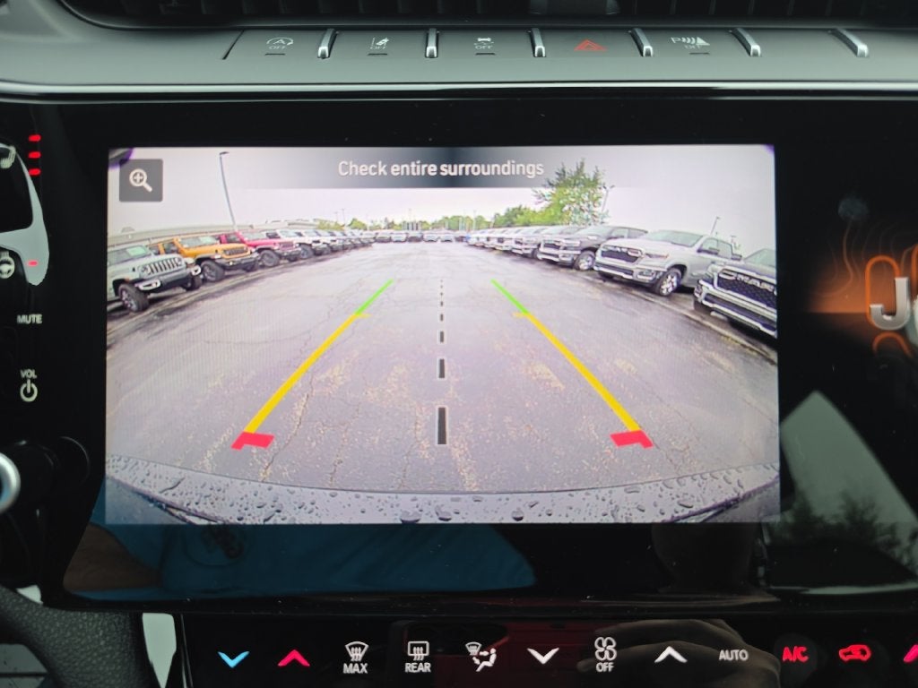 2027 Jeep Grand Cherokee L Laredo Altitude