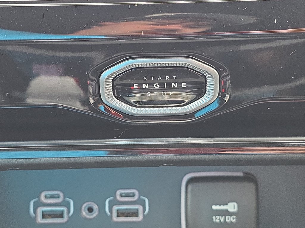 2027 Jeep Grand Cherokee L Laredo Altitude
