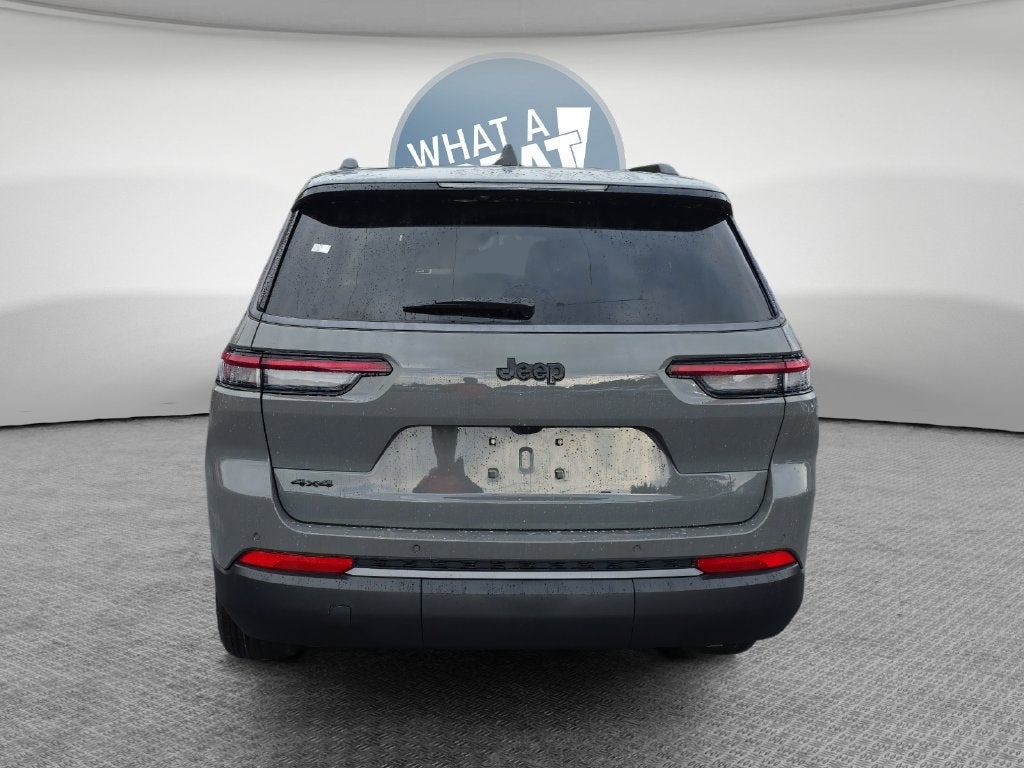 2027 Jeep Grand Cherokee L Laredo Altitude