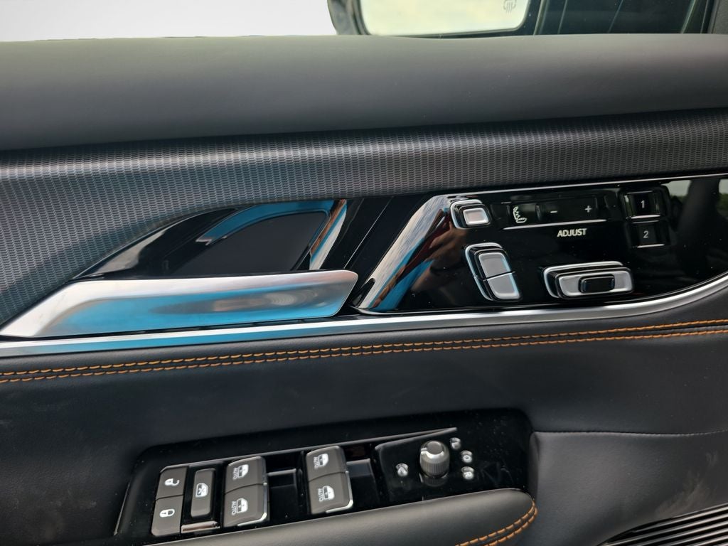 2026 Jeep Grand Wagoneer Summit Reserve