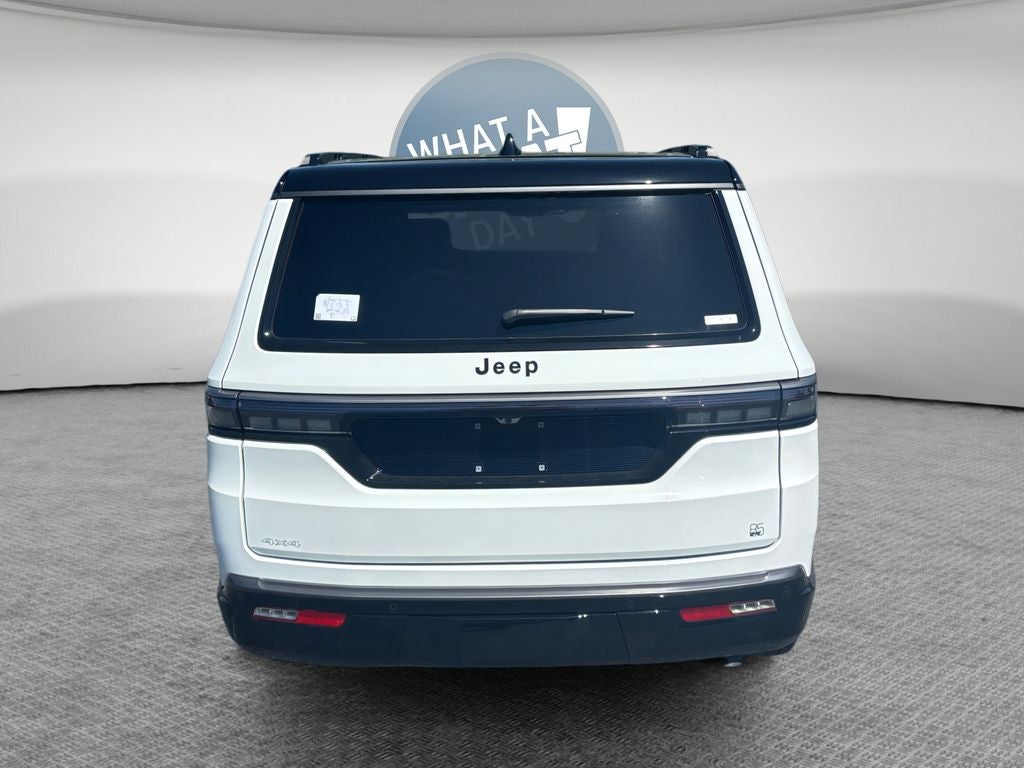 2026 Jeep Grand Wagoneer Base