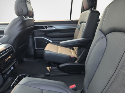 2026 Jeep Grand Wagoneer Base