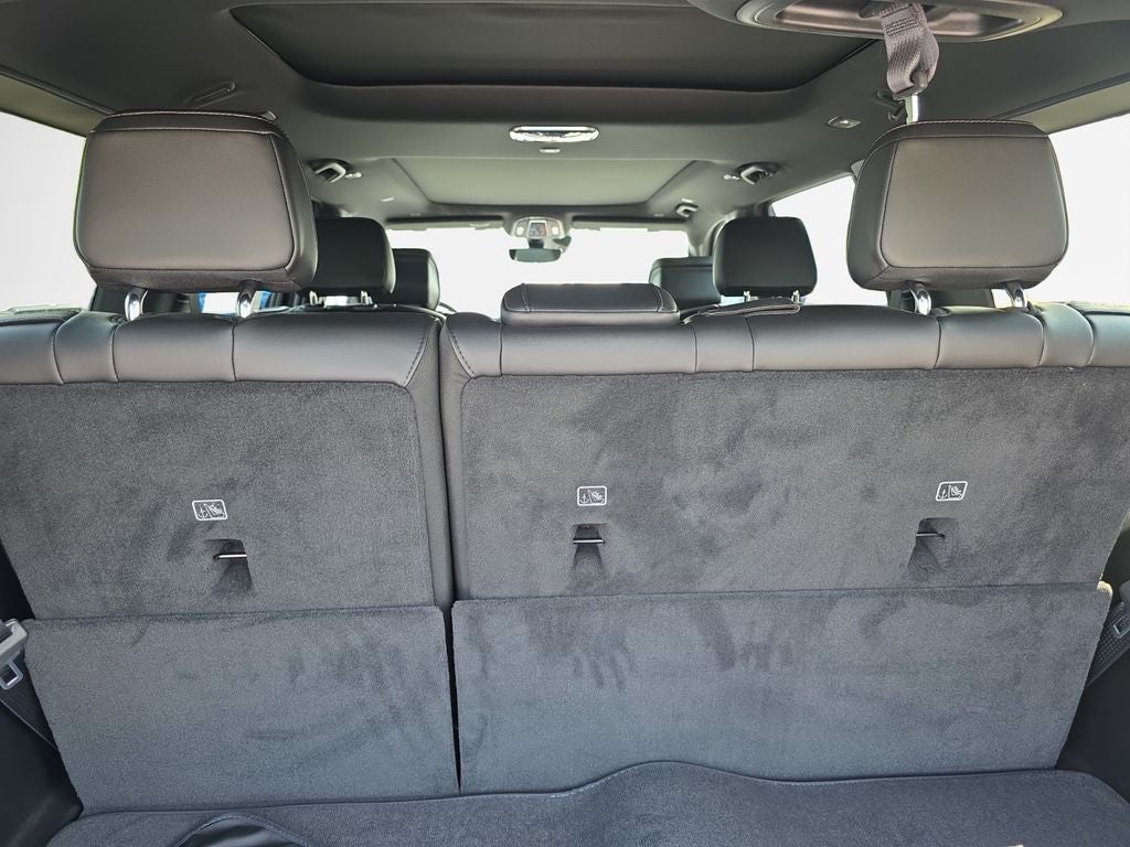 2026 Jeep Grand Wagoneer Base